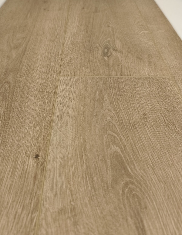 Ламинат Tarkett Taiga Первая Уральская Oak Brown 