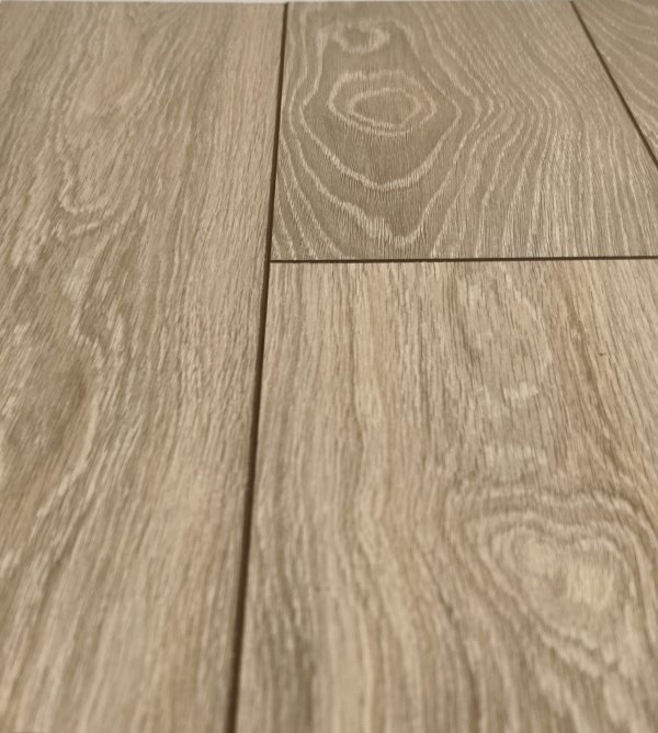 Ламинат Kastamonu Black Дуб Прайс 45